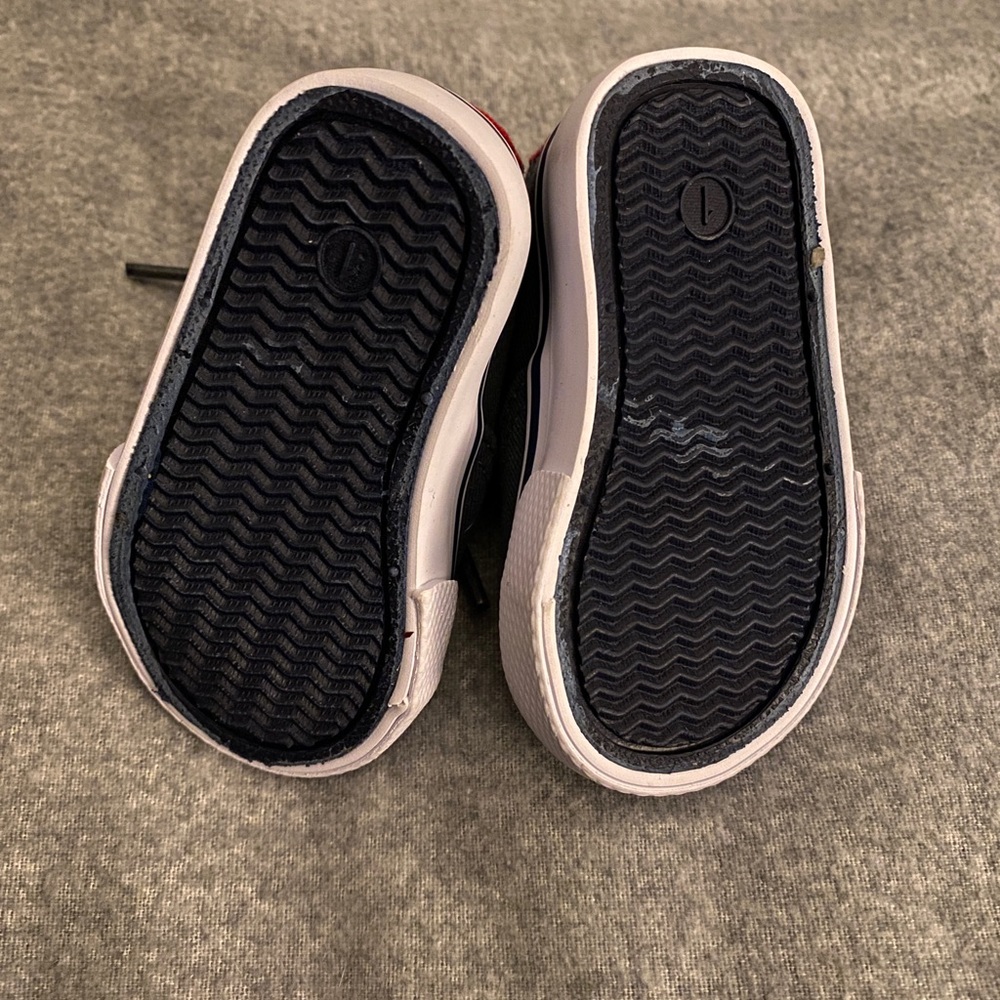 Poll Parrot Infant Baby Sneakers, Size 1 - Picture 4 of 4